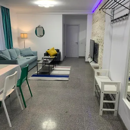 Bluemoon Apartment